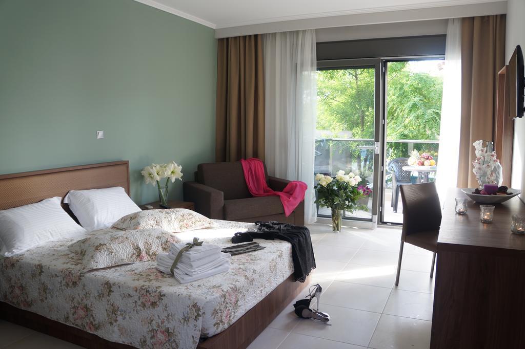 Centrum Hotel Kallithea  Room photo